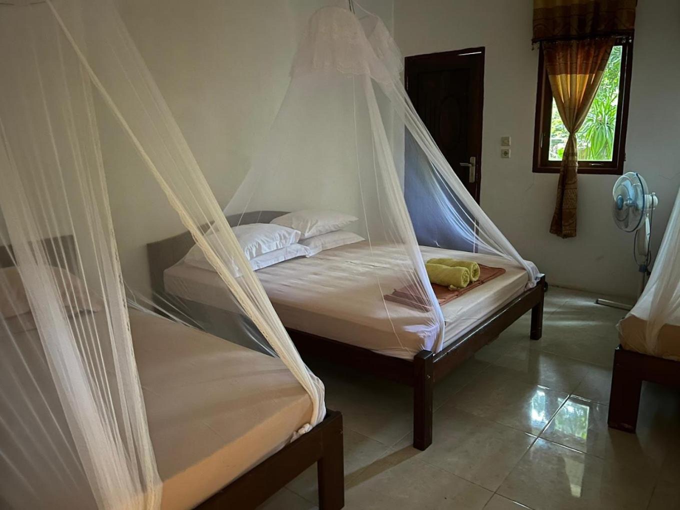 Tangkoko Macaca Hotel Rinondoran Luaran gambar