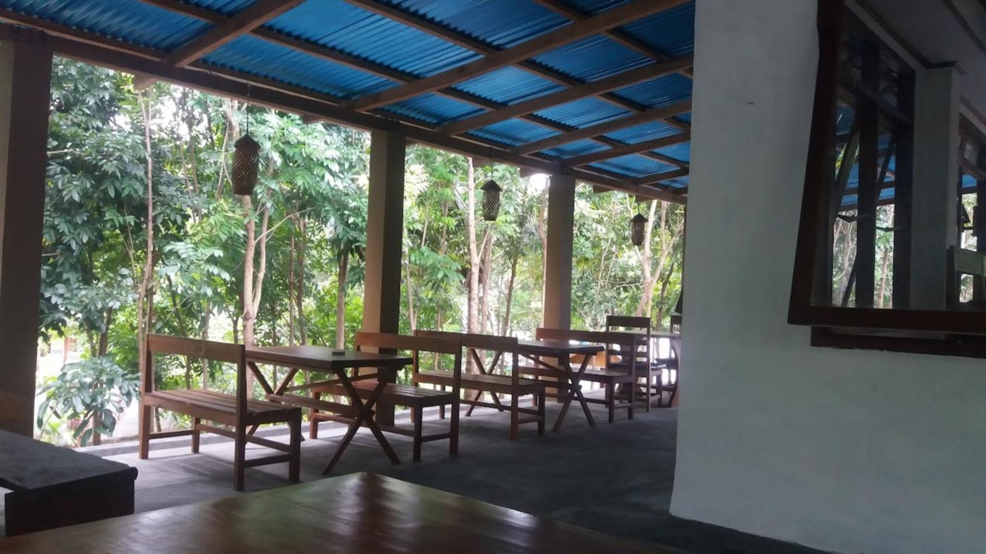 Tangkoko Macaca Hotel Rinondoran Luaran gambar